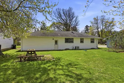 3288 Oakridge Road, Neenah, WI 54956 - Photo 27