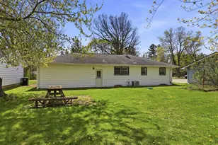 3288 Oakridge Rd, Neenah, WI 54956 - Photo 27