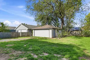 168 Gruenwald Ave, Neenah, WI 54956 - Photo 17