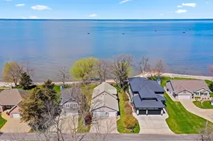 4381 Anapaula Ln, Green Bay, WI 54311 - Photo 25