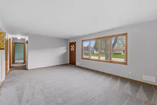 787 Chester Pl, Fond du Lac, WI 54935 - Photo 7