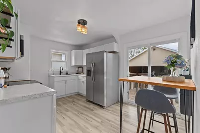 713 Sawyer Street, Oshkosh, WI 54902 - Photo 7