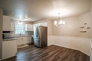2220 Glendale Ave, Green Bay, WI 54303 - Photo 7