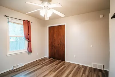 2220 Glendale Avenue, Green Bay, WI 54303 - Photo 17