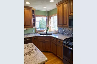 W5912 Blue Bonnet Drive, Appleton, WI 54915 - Photo 5