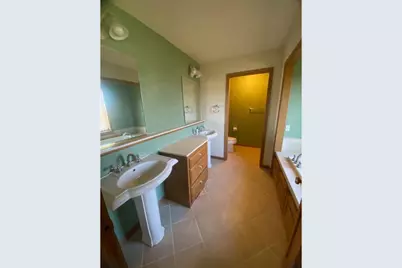 W5912 Blue Bonnet Drive, Appleton, WI 54915 - Photo 13