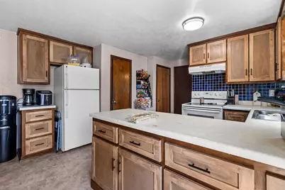 2401 E Calumet Street, Appleton, WI 54915 - Photo 13