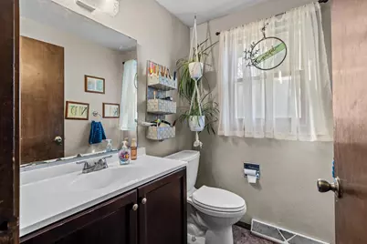 2401 E Calumet Street, Appleton, WI 54915 - Photo 7