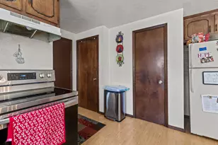 2401 E Calumet St, Appleton, WI 54915 - Photo 43