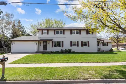2401 E Calumet Street, Appleton, WI 54915 - Photo 1