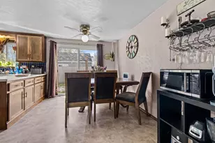 2401 E Calumet St, Appleton, WI 54915 - Photo 5