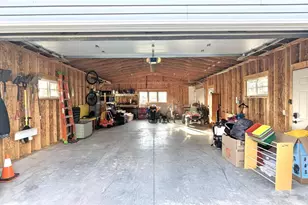 916 London St, Menasha, WI 54952 - Photo 9