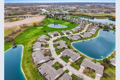 1633 Twin Lakes Circle, Green Bay, WI 54311 - Photo 5
