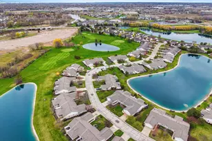 1633 Twin Lakes Cir, Green Bay, WI 54311 - Photo 5