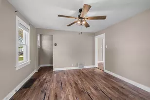 933 Lawrence St, Appleton, WI 54914 - Photo 21