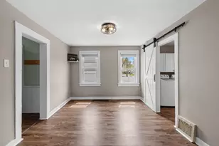 933 Lawrence St, Appleton, WI 54914 - Photo 17