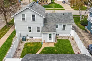 933 Lawrence St, Appleton, WI 54914 - Photo 43