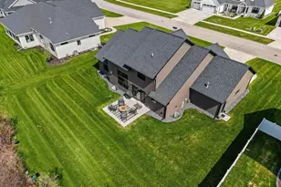2212 Goblet Ln, De Pere, WI 54115 - Photo 63