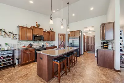 889 W Hubble Lane, Appleton, WI 54913 - Photo 9