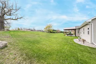 889 W Hubble Ln, Appleton, WI 54913 - Photo 45