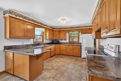 2101 Welhouse Drive, Kaukauna, WI 54130 - Photo 11