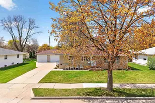 2101 Welhouse Dr, Kaukauna, WI 54130 - Photo 5