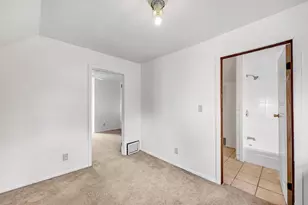 206 W 4th St, Kaukauna, WI 54130 - Photo 11