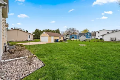817 Elm Street, De Pere, WI 54115 - Photo 39