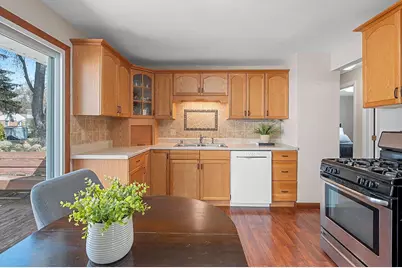 2420 Libal Street, Green Bay, WI 54301 - Photo 7