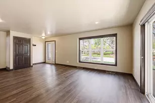 304 N Van Buren St, Green Bay, WI 54301 - Photo 7