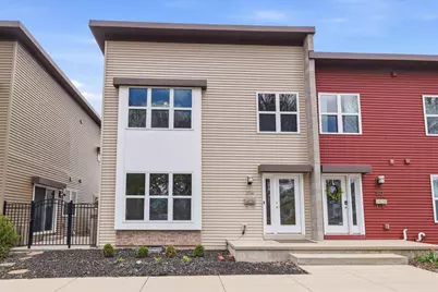 304 N Van Buren Street, Green Bay, WI 54301 - Photo 3