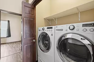 304 N Van Buren St, Green Bay, WI 54301 - Photo 17