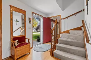 809 Spooner Ct, De Pere, WI 54115 - Photo 7