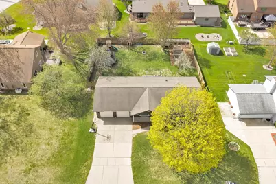 2658 Greenbrier Road, Green Bay, WI 54311 - Photo 27
