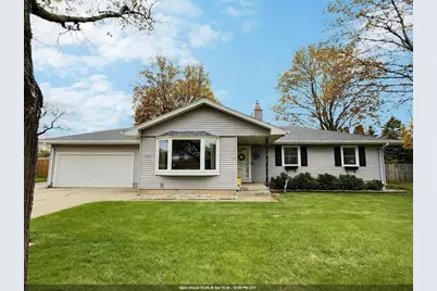 425 Glendale Avenue, Oshkosh, WI 54901 - Photo 1