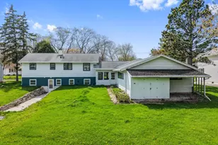 1041 6th St, De Pere, WI 54115 - Photo 33