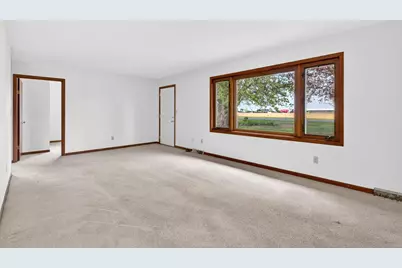 N5782 Fairview Road, Fond du Lac, WI 54937 - Photo 11