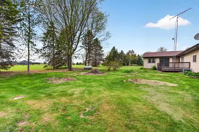 N5782 Fairview Road, Fond du Lac, WI 54937 - Photo 9