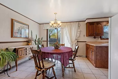 2218 Town Hall Road, Green Bay, WI 54311 - Photo 9