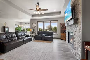 3492 Mayapple Dr, Green Bay, WI 54311 - Photo 5