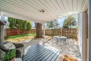 821 W 6th Ave, Oshkosh, WI 54902 - Photo 19