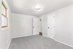 838 Marydale Dr, Green Bay, WI 54313 - Photo 11