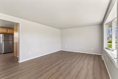 838 Marydale Drive, Green Bay, WI 54313 - Photo 3