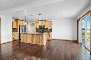 3515 Mayapple Dr, Green Bay, WI 54311 - Photo 11