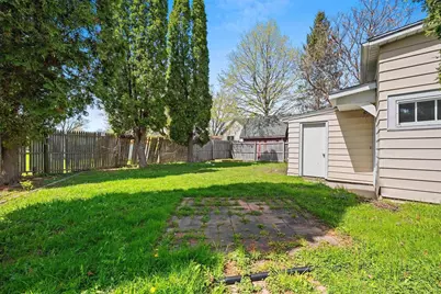 867 Shawano Avenue, Green Bay, WI 54303 - Photo 33