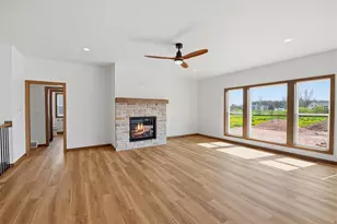 264 Kerrigan Dr, Wrightstown, WI 54180 - Photo 5