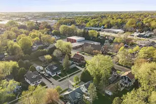 1305 Lawrence St, Appleton, WI 54914 - Photo 65