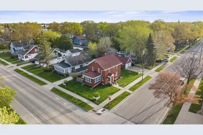 1305 Lawrence Street, Appleton, WI 54914 - Photo 57