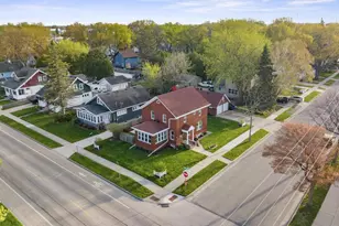 1305 Lawrence St, Appleton, WI 54914 - Photo 57