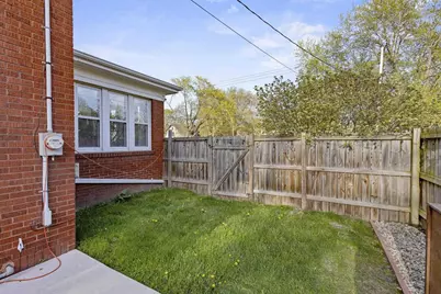 1305 Lawrence Street, Appleton, WI 54914 - Photo 51